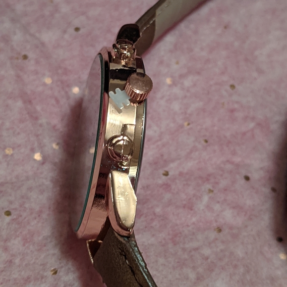 Geneva Watch - Picture 14 of 15